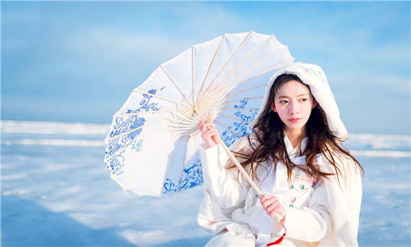 东丰试管代怀生子多少钱一个？助孕之路的费用分析与方案选择